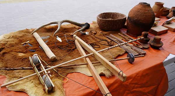 신창동 손기술 공방